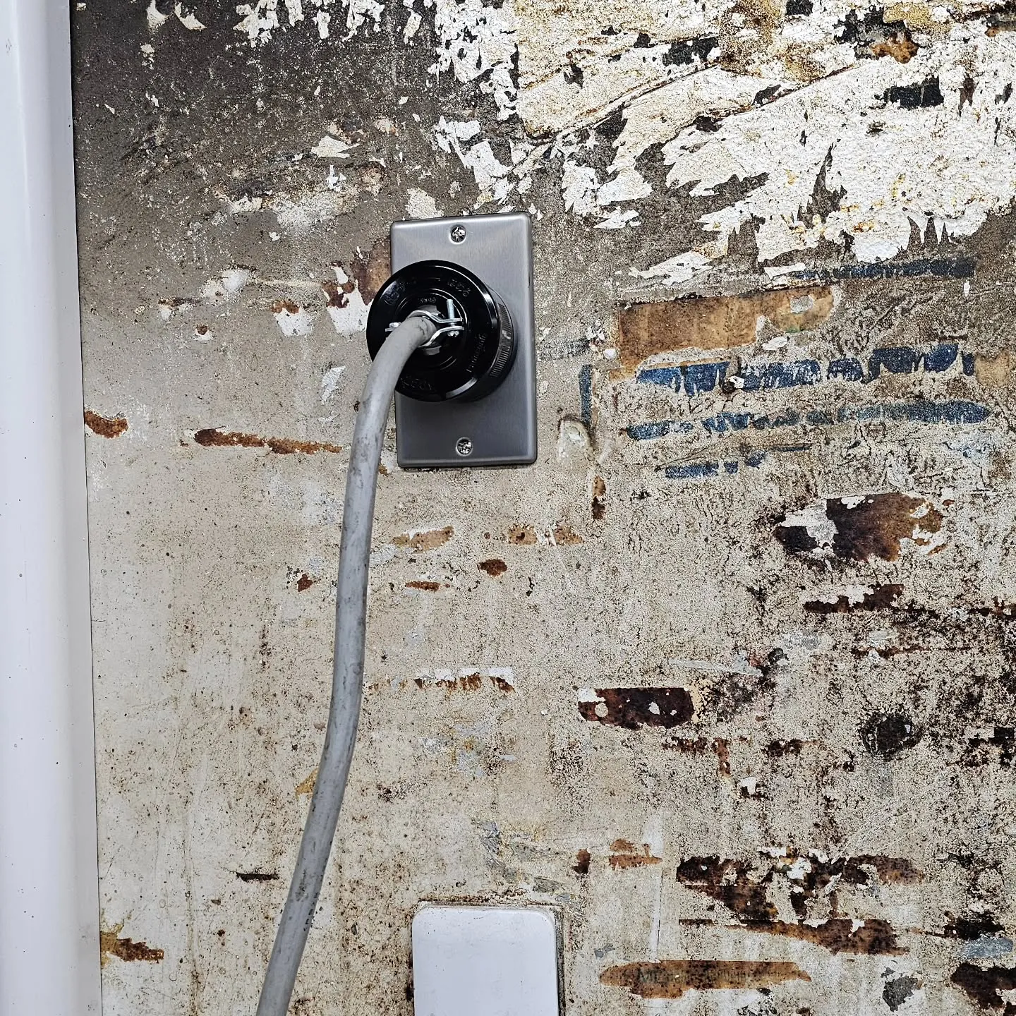 電気ですかーっ!