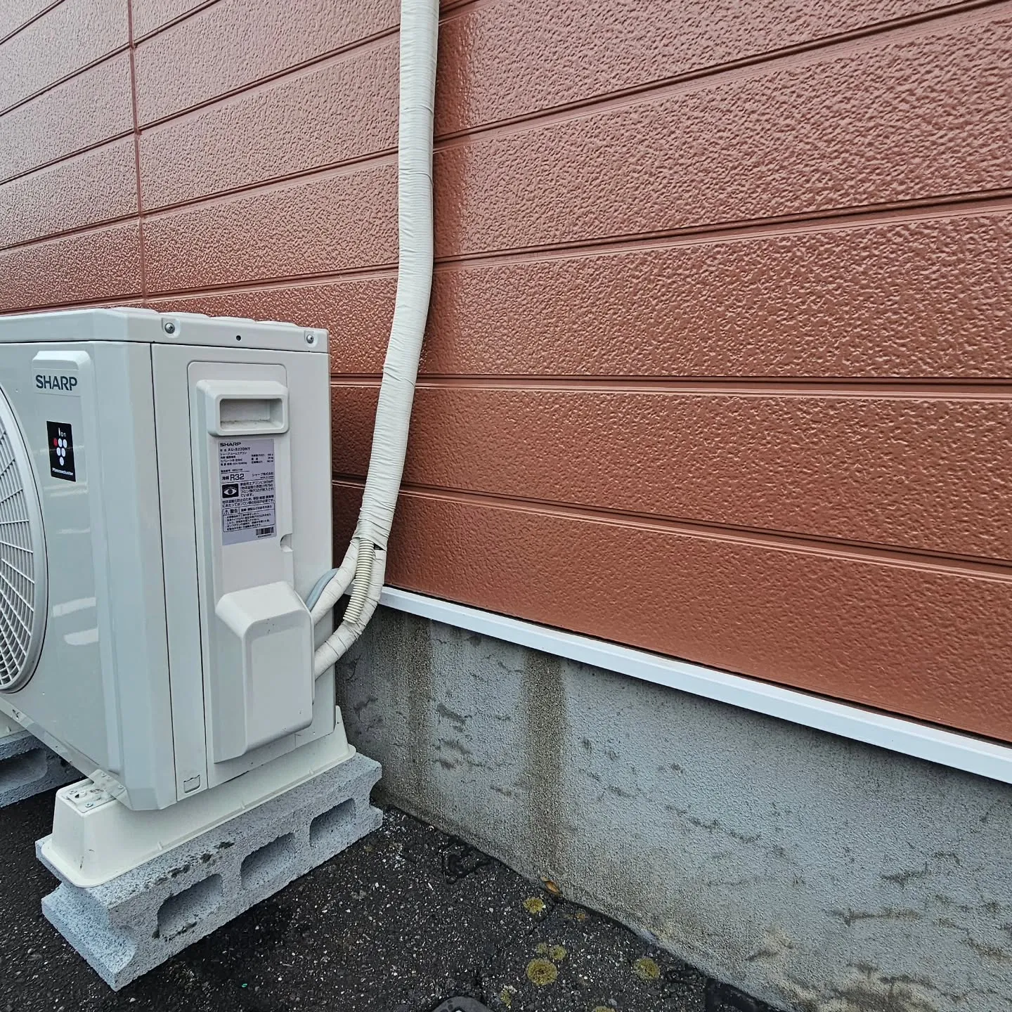 電気ですかー!  エアコン取り付け