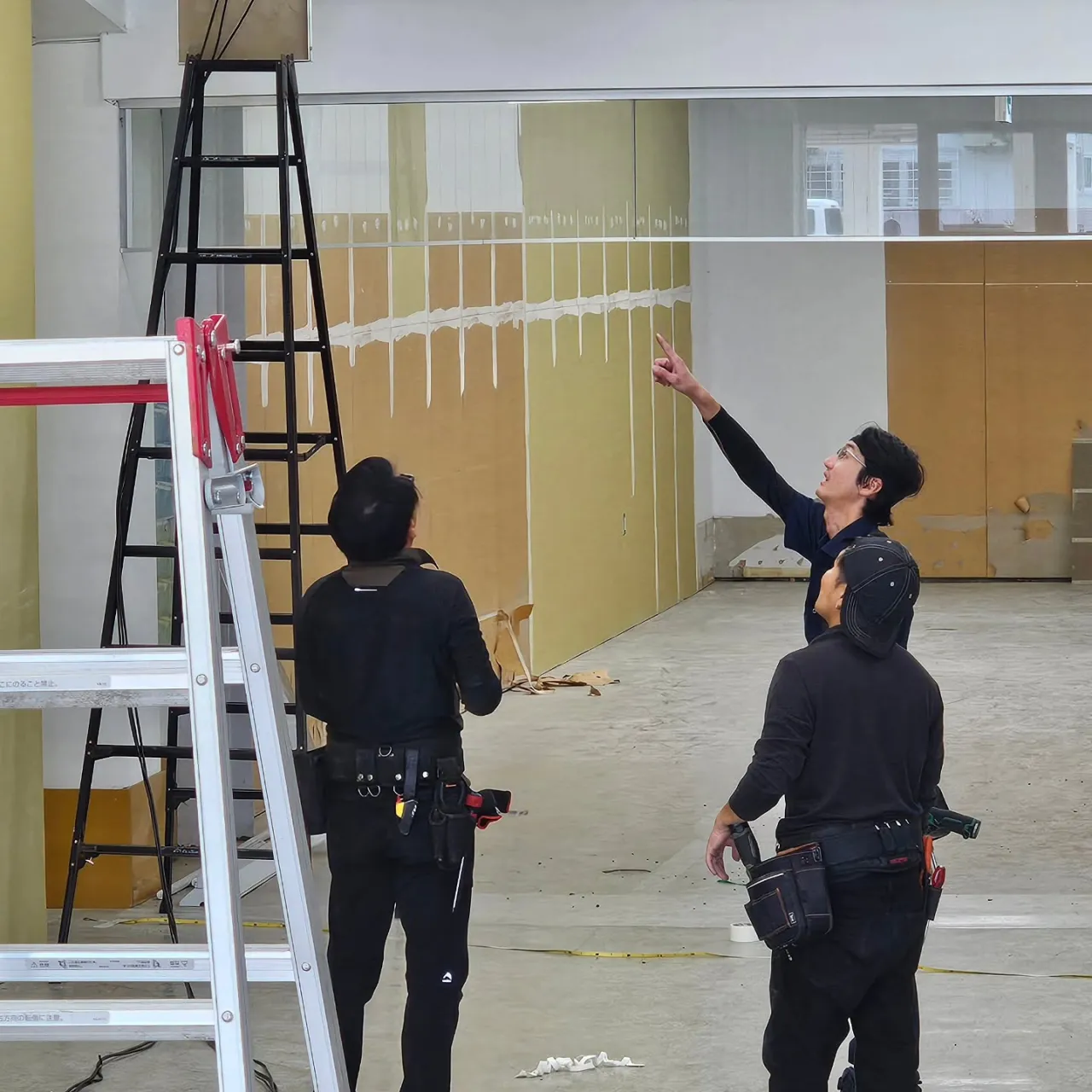 電気ですかー!  防犯カメラ取り付け